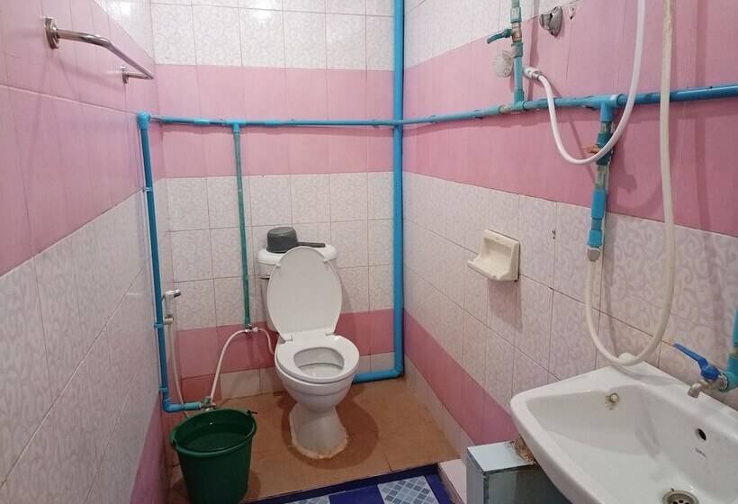 Отель Kanjana Resort