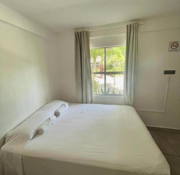 Отель La Diosa Kali Beach Front