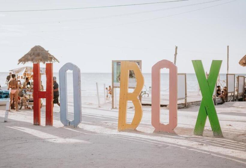 Отель La Diosa Kali Beach Front