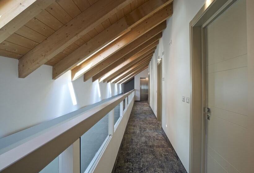 هتل Lifestyle Room Binario Zero