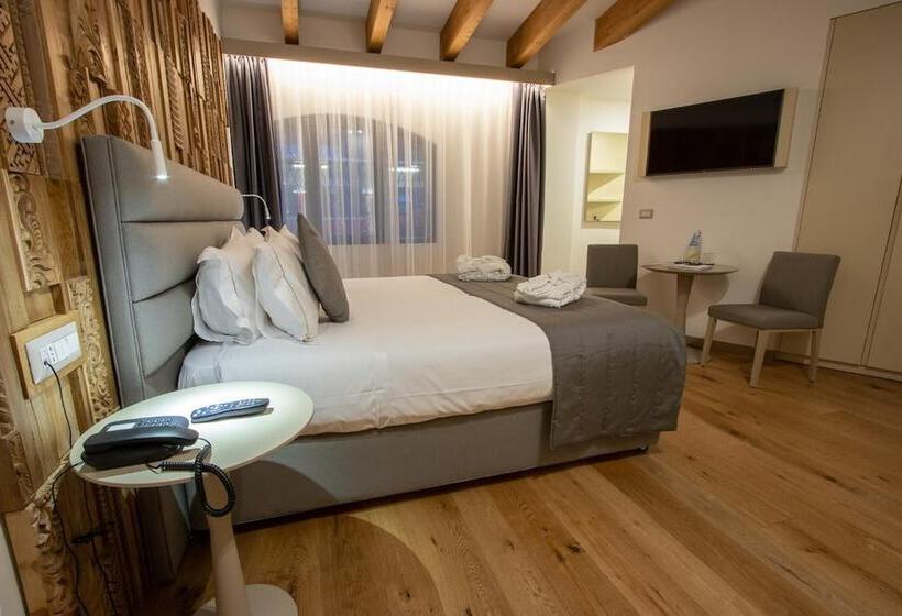 هتل Lifestyle Room Binario Zero