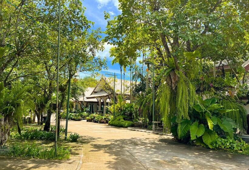 호텔 Rommai Greenpark