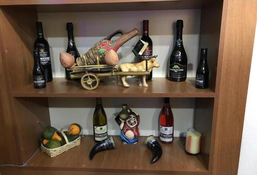 בית מלון כפרי Royal House