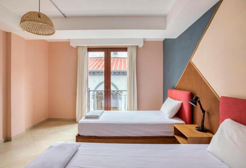 בית מלון כפרי Socialtel Baños   Formerly Selina Baños