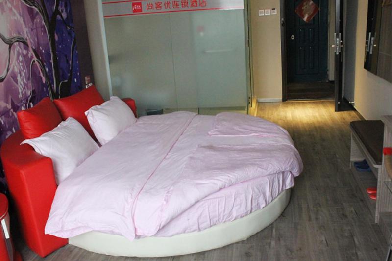 호텔 Thank Inn  Hebei Cangzhou Xihua District Railway East Station