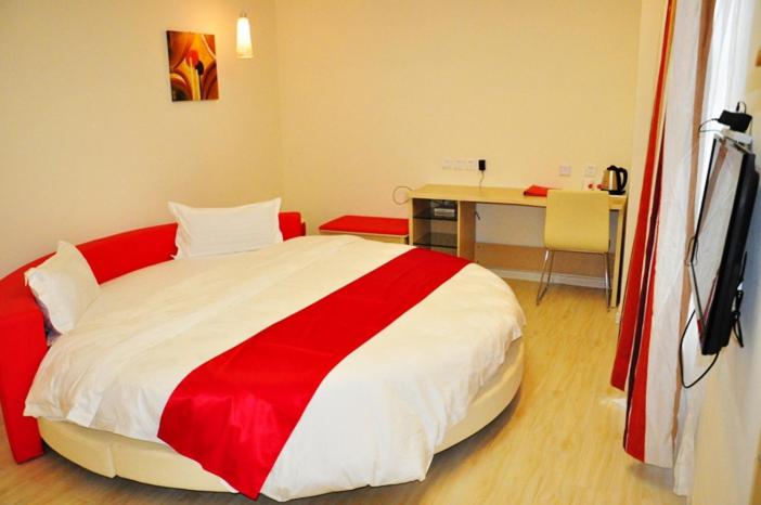 Отель Thank Inn Chain  Qinghai Xining South Gonghe Road