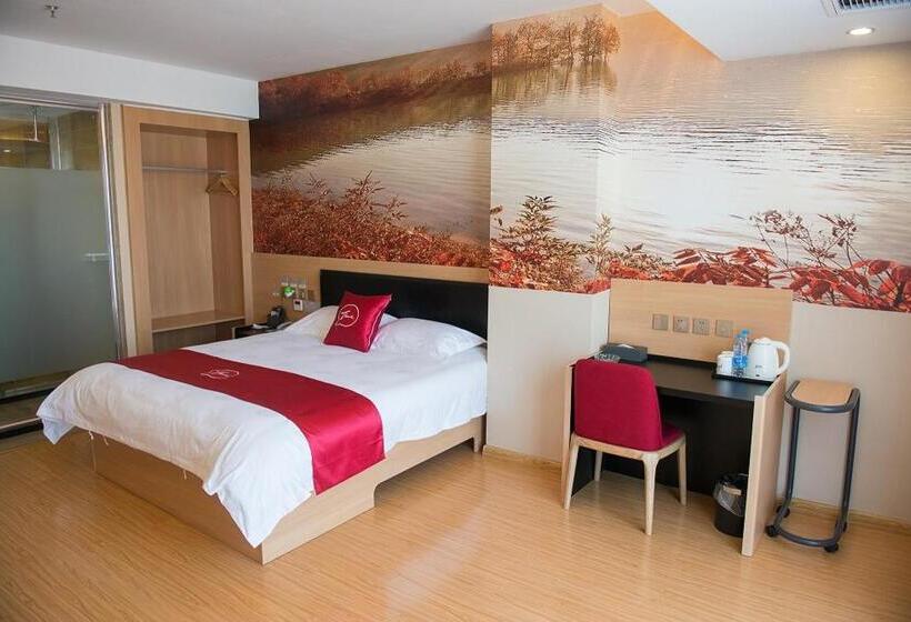 Thank Inn Plus Hotel Sichuan Neijiang Hongxing Red Star Macalline