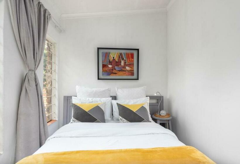 Отель The Bedford Manor