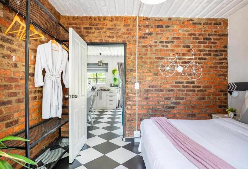 Отель The Bedford Manor