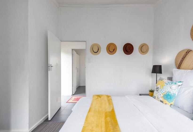 Отель The Bedford Manor