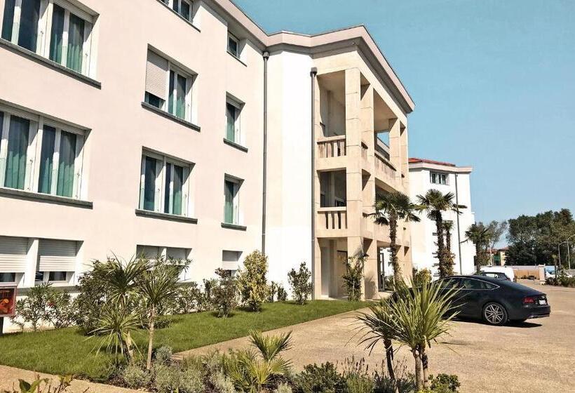 酒店 Toscana Charme Resort