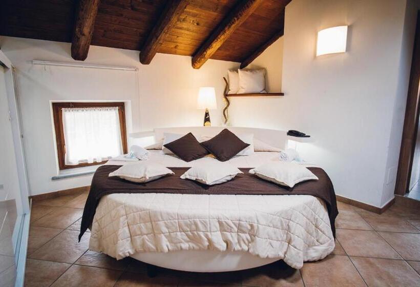 בית מלון כפרי Ultimo Borgo