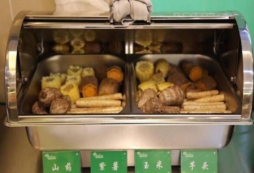 ホテル Vatica Qingdao Licang Xiazhuang Hexie Plaza