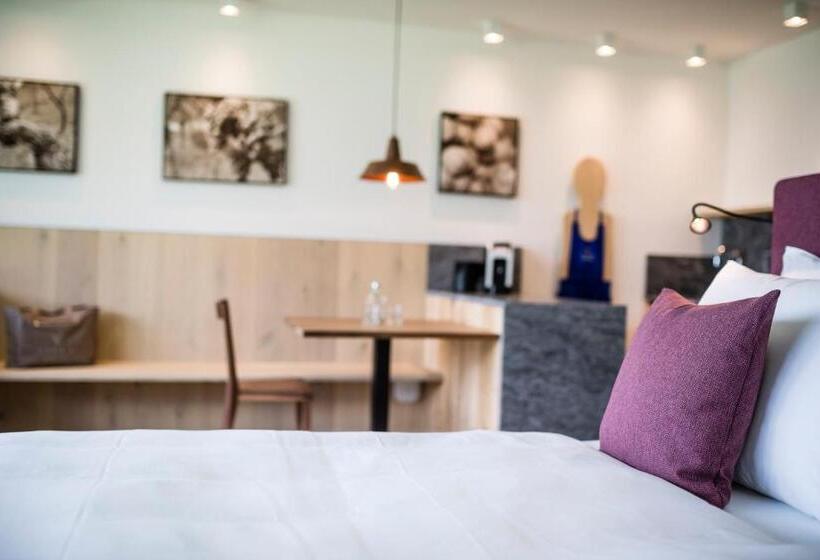 Отель Vinea The Living Experience