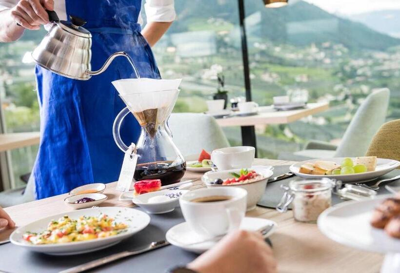 Отель Vinea The Living Experience