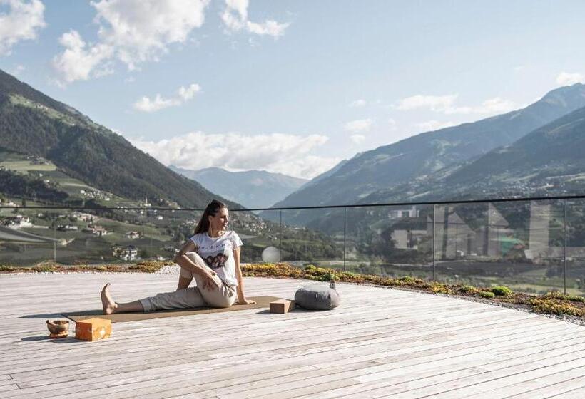 Отель Vinea The Living Experience