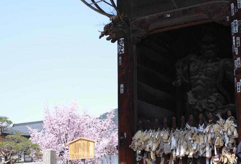 בית מלון כפרי Wisterian Life Club Nojiriko