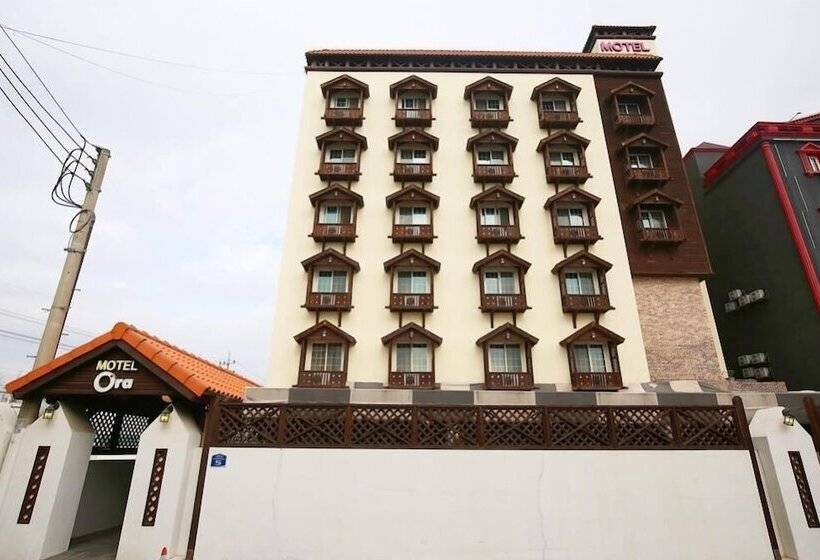 Ora Motel Chungju