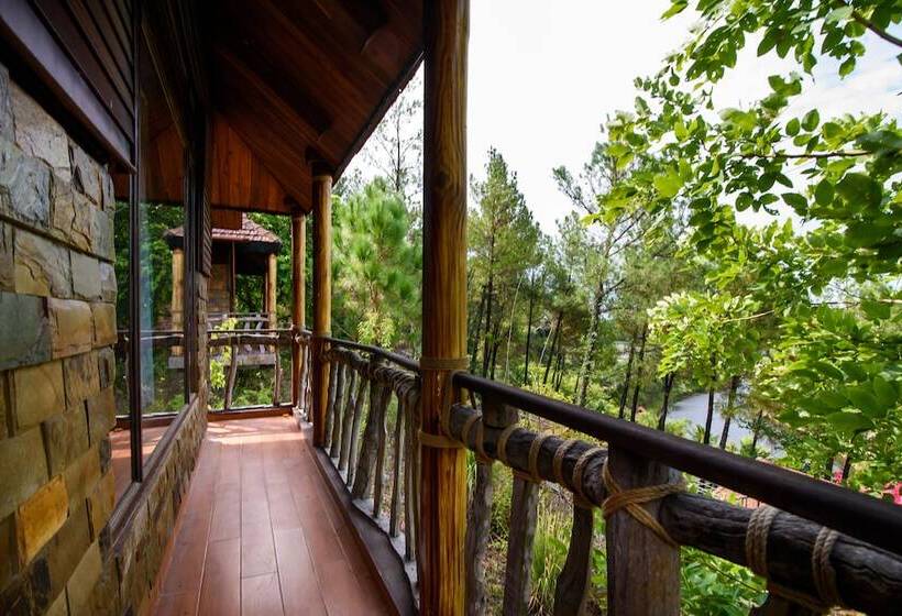 Sankofa Village Hill Resort And Spa