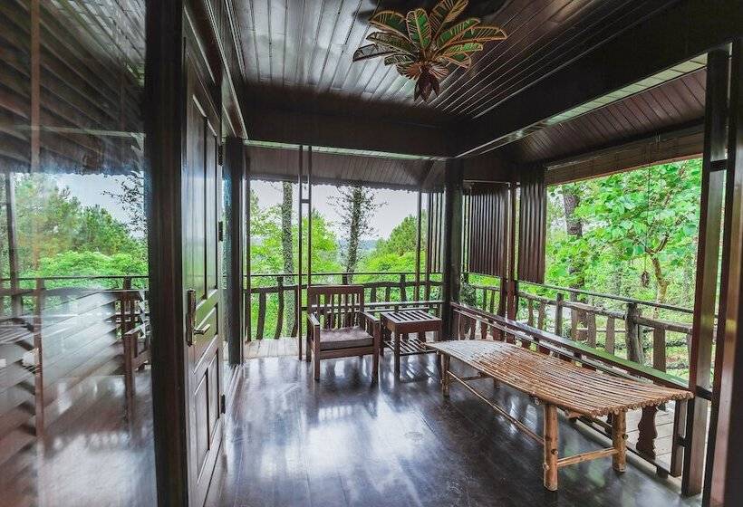 Sankofa Village Hill Resort And Spa