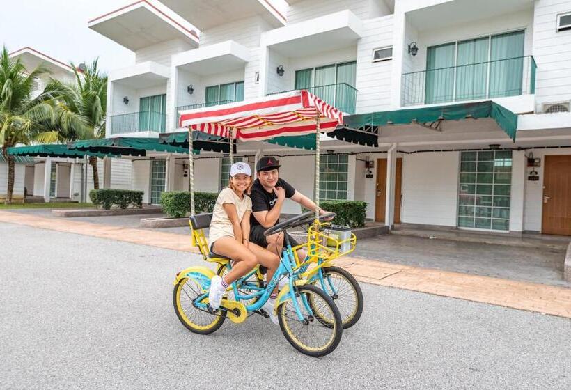 Tasik Villa International Resort