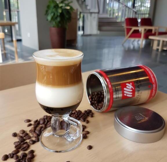 Up Peak Hotel Simpang Lima Semarang Formerly Ha Ka Simpanglima Hotel Semarang