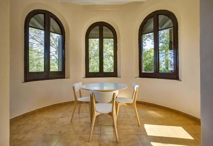 Alberg Santa Maria Del Roure