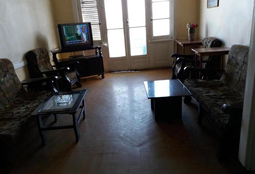 هاستل Ismailia House Inn