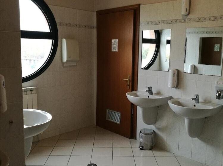 فندق صغير Locanda D'elsa