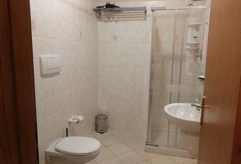 فندق صغير Locanda D'elsa