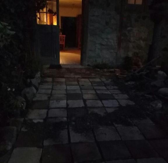 Hostel Posada La Piedra