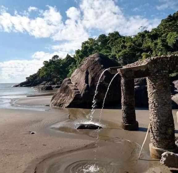 ユースホステル Tá Em Casa Peruíbe