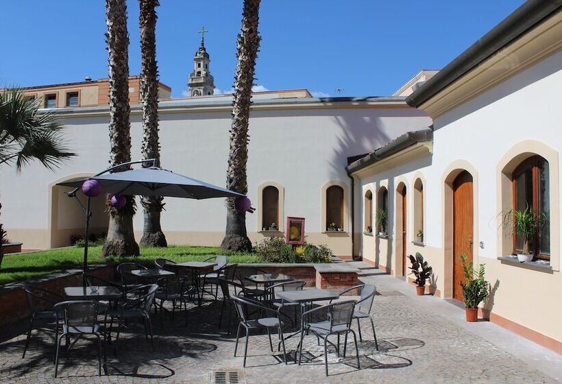 Pompei Hostel Deluxe