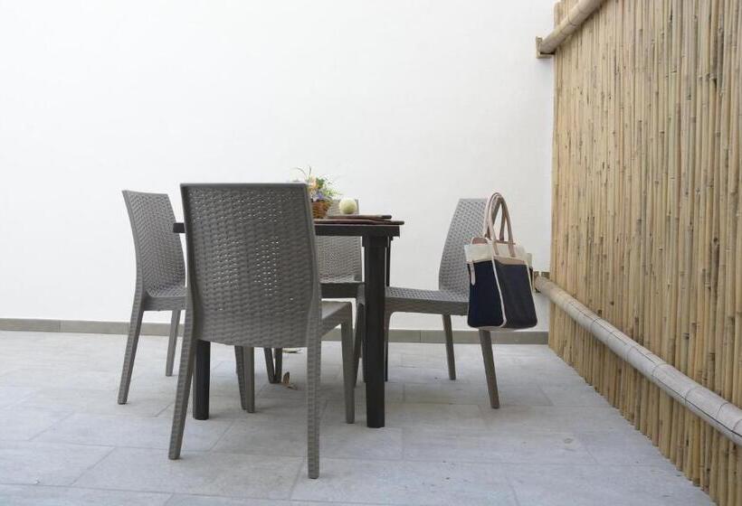 مبيت وإفطار Baia Dell'orso