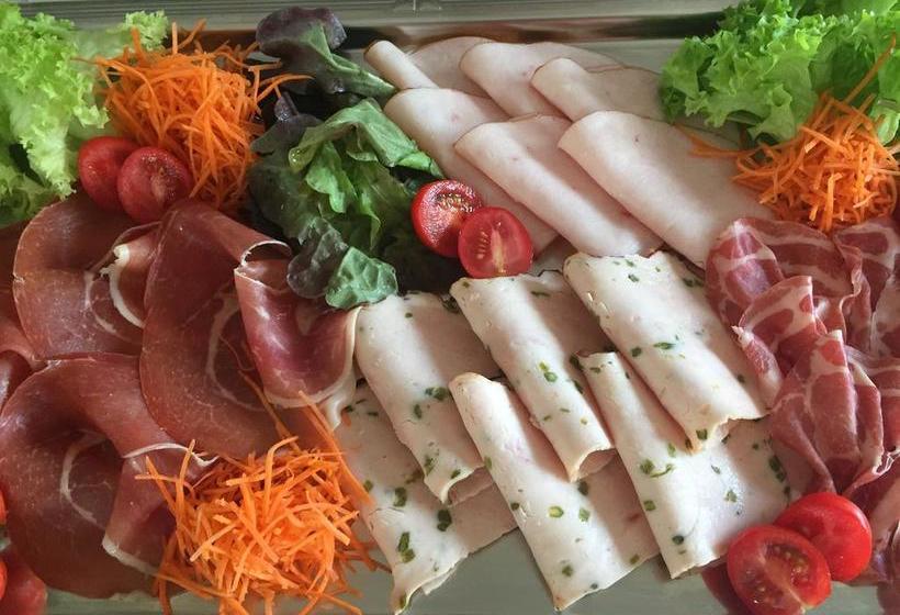 住宿加早餐  Huyze Peppins