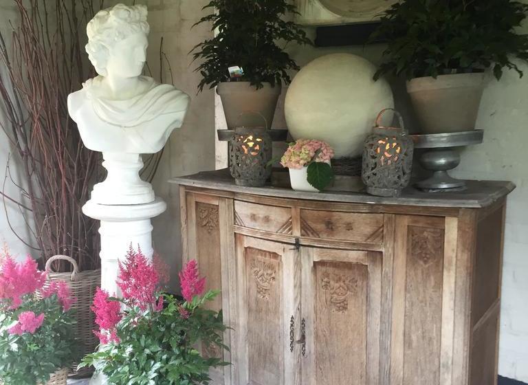 ベッドアンドブレックファースト Huyze Peppins