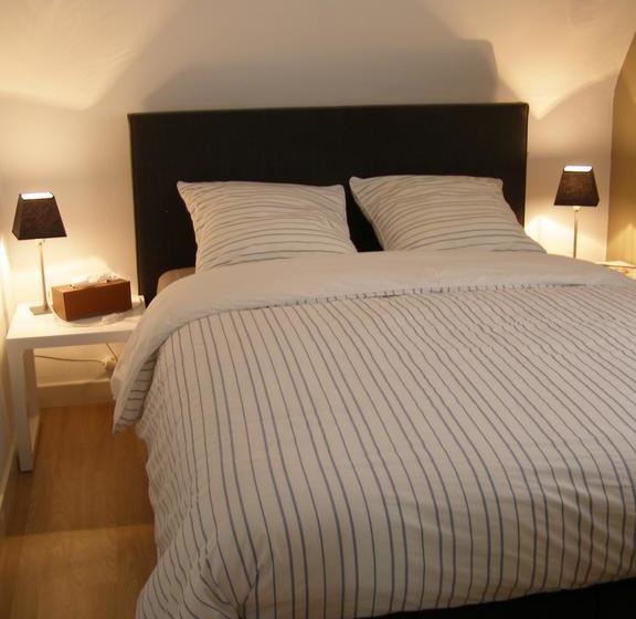 ベッドアンドブレックファースト Huyze Peppins