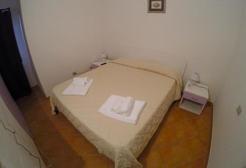 민박 La Coccinella Al Mare