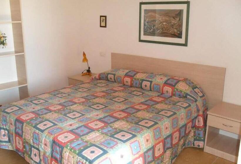 تختخواب و صبحانه L'antico Carrettiere