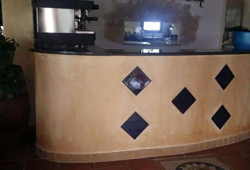 تختخواب و صبحانه L'antico Carrettiere