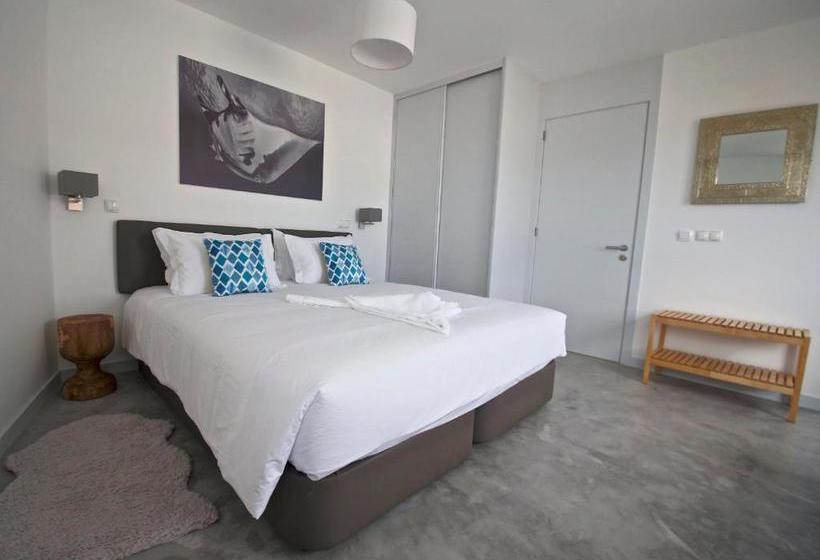 민박 Manta Ray Lodge