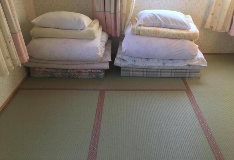 Bed and Breakfast Oyajino Umi