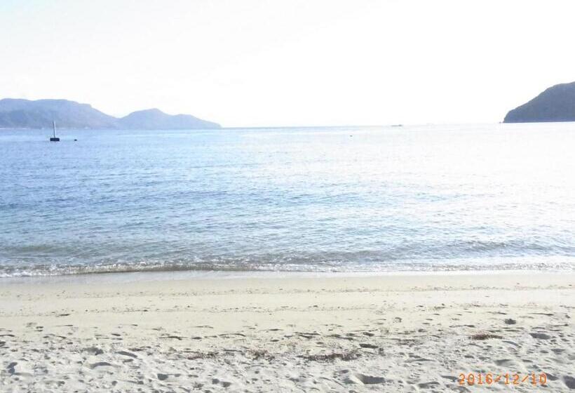 Bed and Breakfast Oyajino Umi