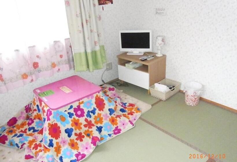 Bed and Breakfast Oyajino Umi