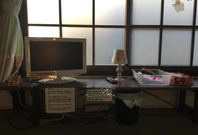 Bed and Breakfast Oyajino Umi