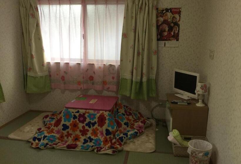 Bed and Breakfast Oyajino Umi