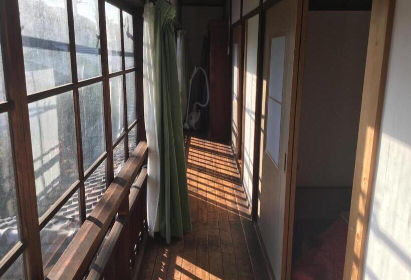 Bed and Breakfast Oyajino Umi