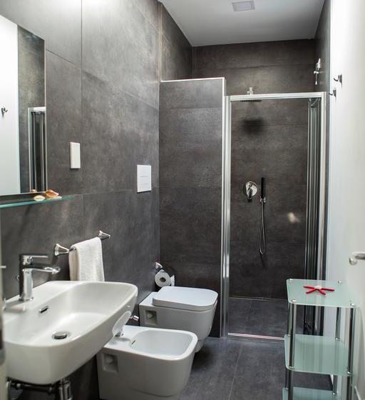 تختخواب و صبحانه Regina's Home