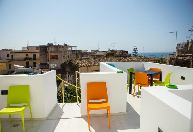 تختخواب و صبحانه Regina's Home