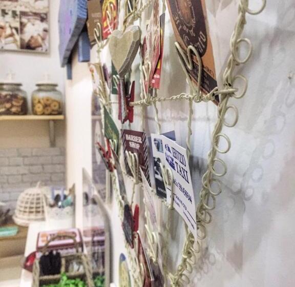 تختخواب و صبحانه Righepois